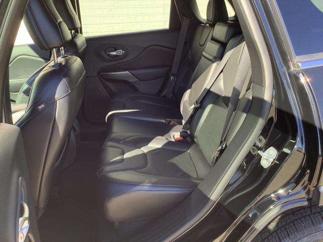 used 2019 Jeep Cherokee car, priced at $16,197