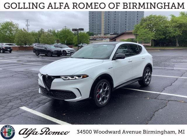 new 2024 Alfa Romeo Tonale car, priced at $52,772