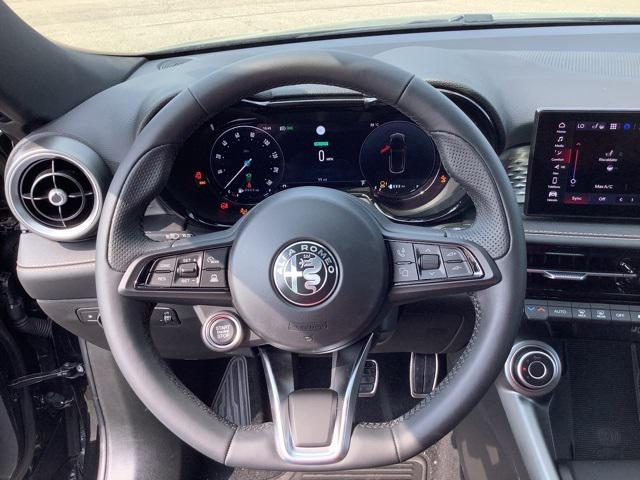 new 2025 Alfa Romeo Tonale car, priced at $46,781