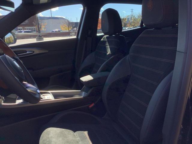 new 2025 Alfa Romeo Tonale car, priced at $41,180