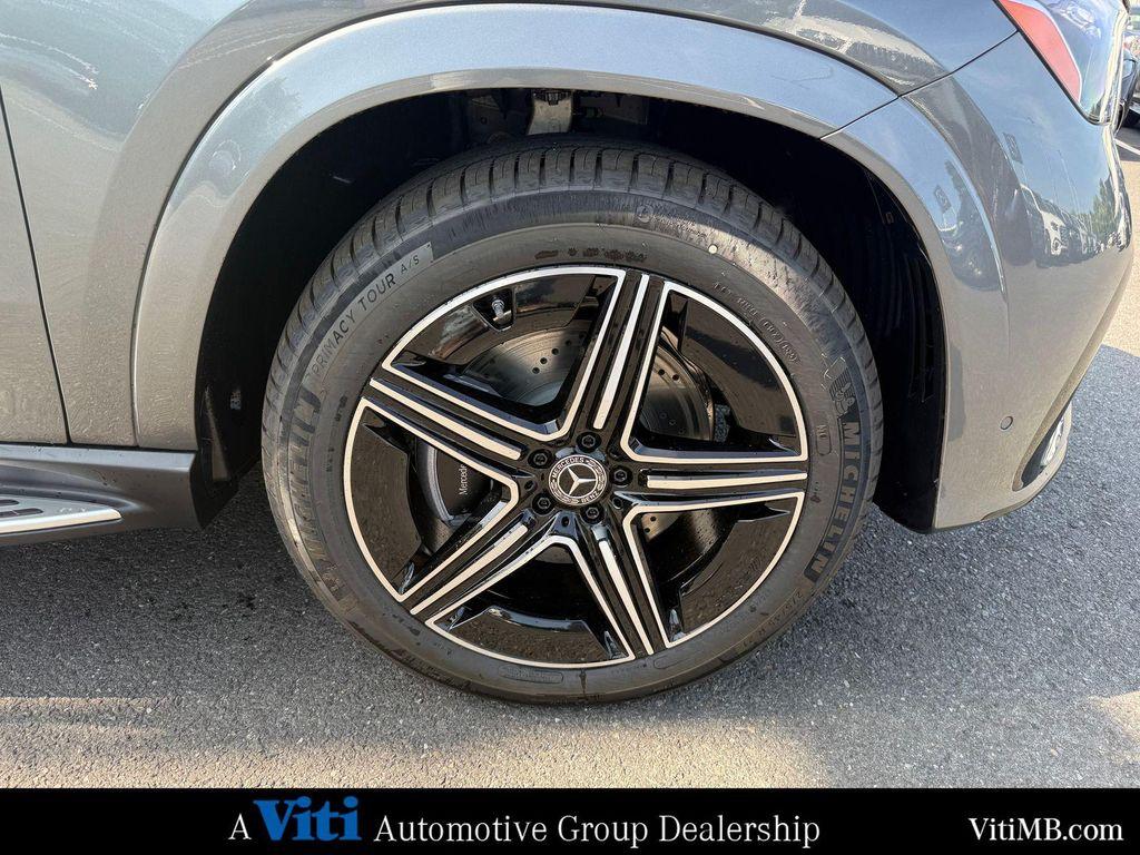 new 2025 Mercedes-Benz GLE 450 car, priced at $82,460