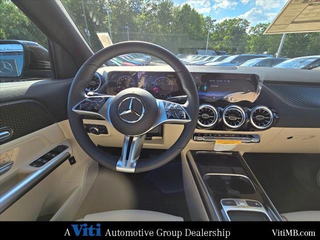new 2025 Mercedes-Benz GLA 250 car