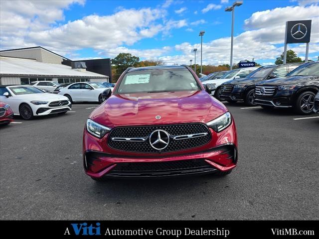 new 2025 Mercedes-Benz GLC 300 car, priced at $62,900