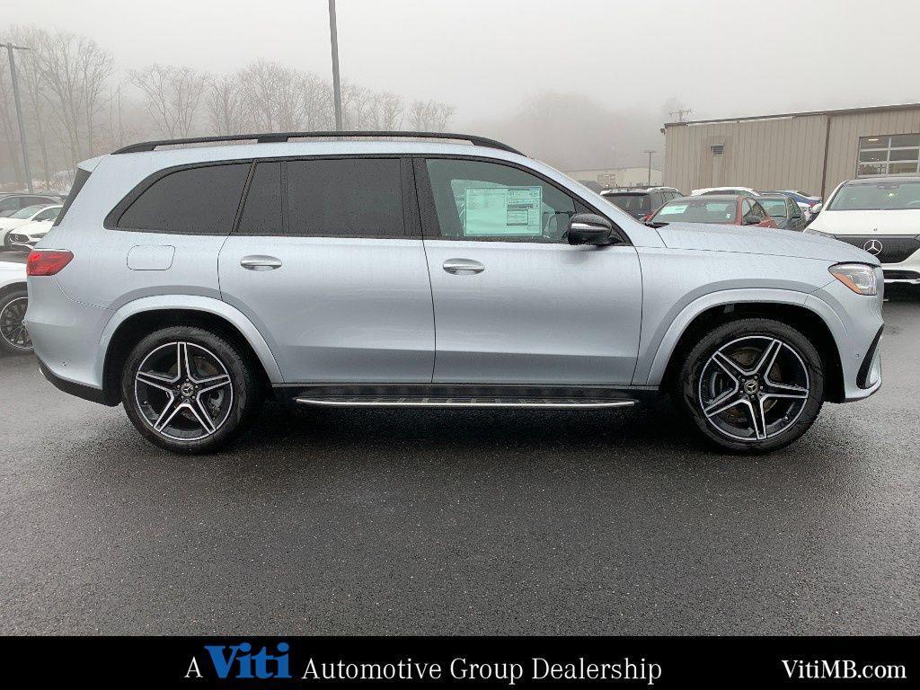 new 2025 Mercedes-Benz GLS 450 car, priced at $95,865