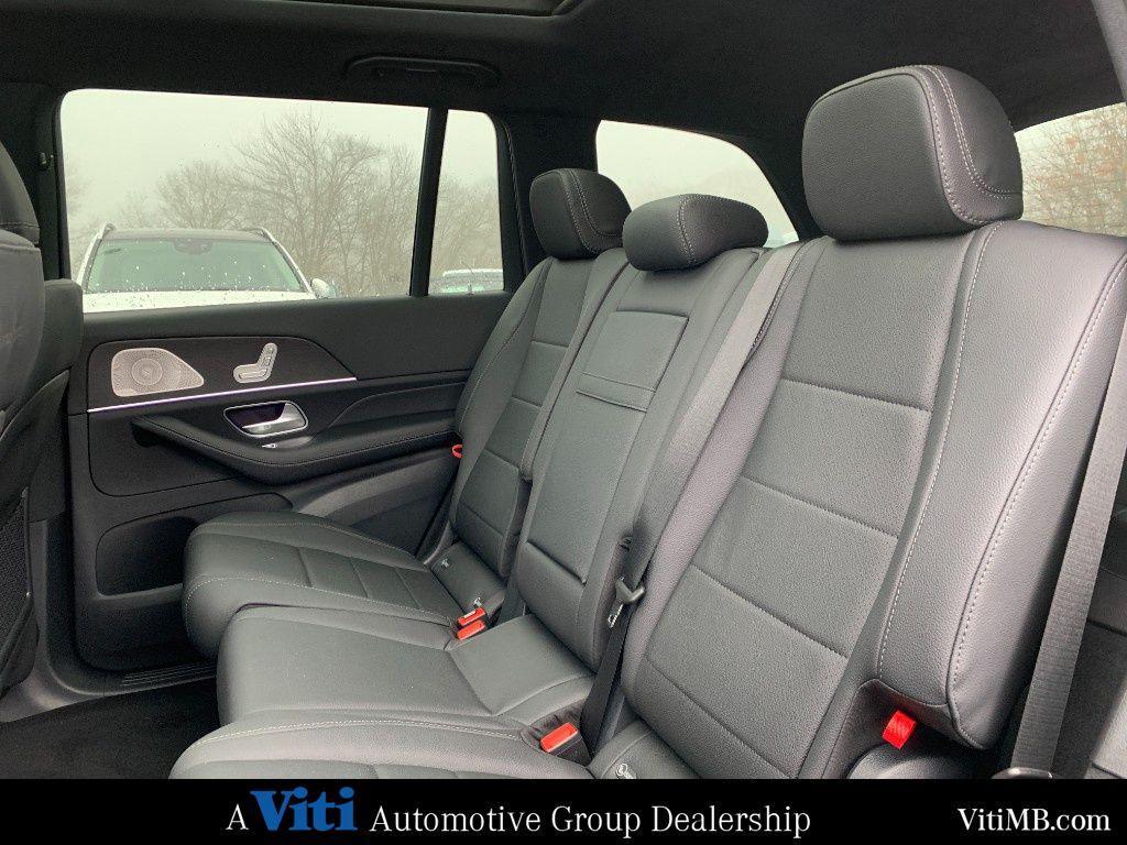 new 2025 Mercedes-Benz GLS 450 car, priced at $95,865