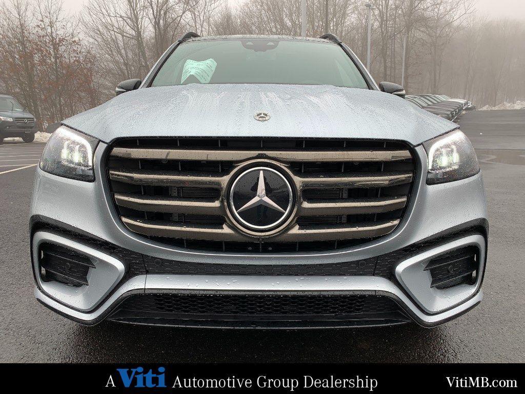 new 2025 Mercedes-Benz GLS 450 car, priced at $95,865