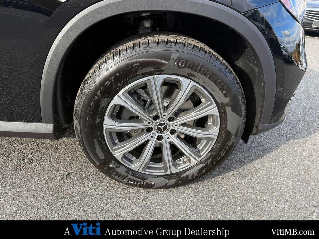 new 2026 Mercedes-Benz GLC 300 car, priced at $54,585