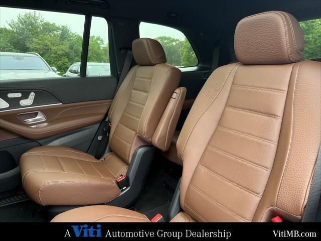 new 2025 Mercedes-Benz GLS 580 car, priced at $117,960