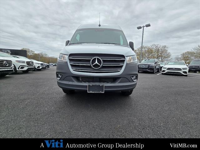 new 2024 Mercedes-Benz Sprinter 2500 car, priced at $66,212