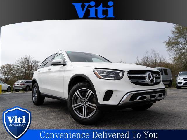 new 2022 Mercedes-Benz GLC 300 car
