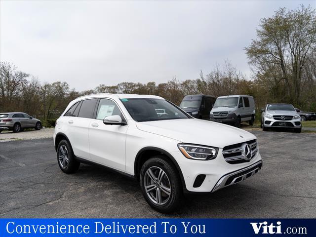 new 2022 Mercedes-Benz GLC 300 car