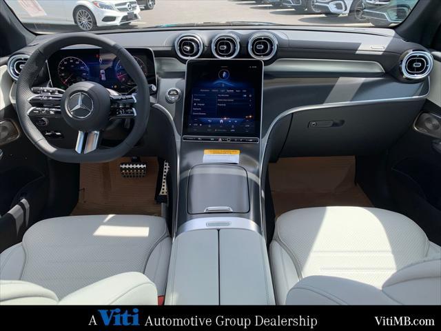 new 2025 Mercedes-Benz GLC 300 car, priced at $61,700