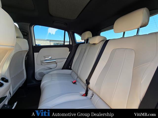 new 2025 Mercedes-Benz GLA 250 car