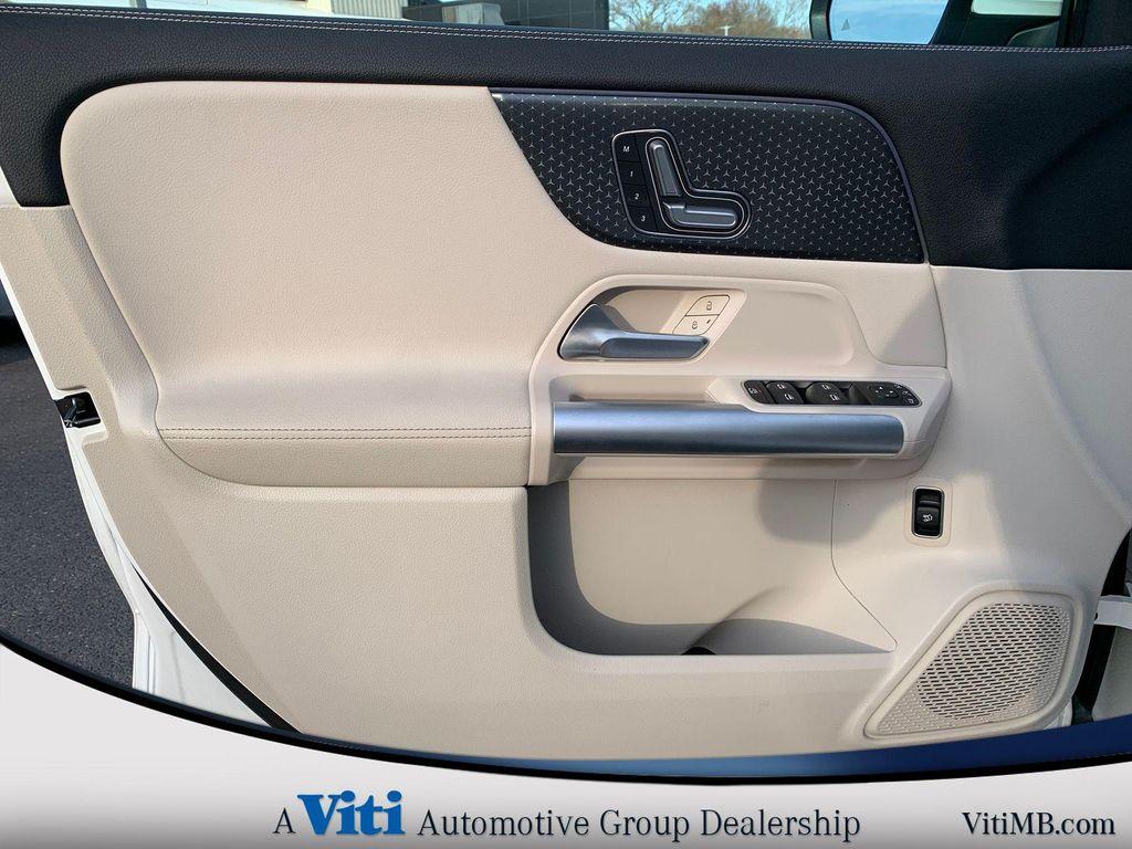 used 2025 Mercedes-Benz GLA 250 car, priced at $38,986