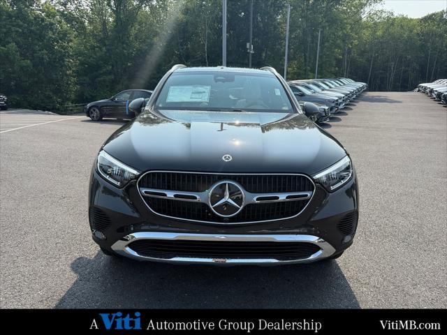 new 2025 Mercedes-Benz GLC 300 car, priced at $55,950