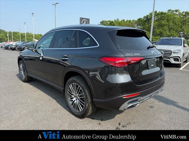 new 2025 Mercedes-Benz GLC 300 car, priced at $55,950
