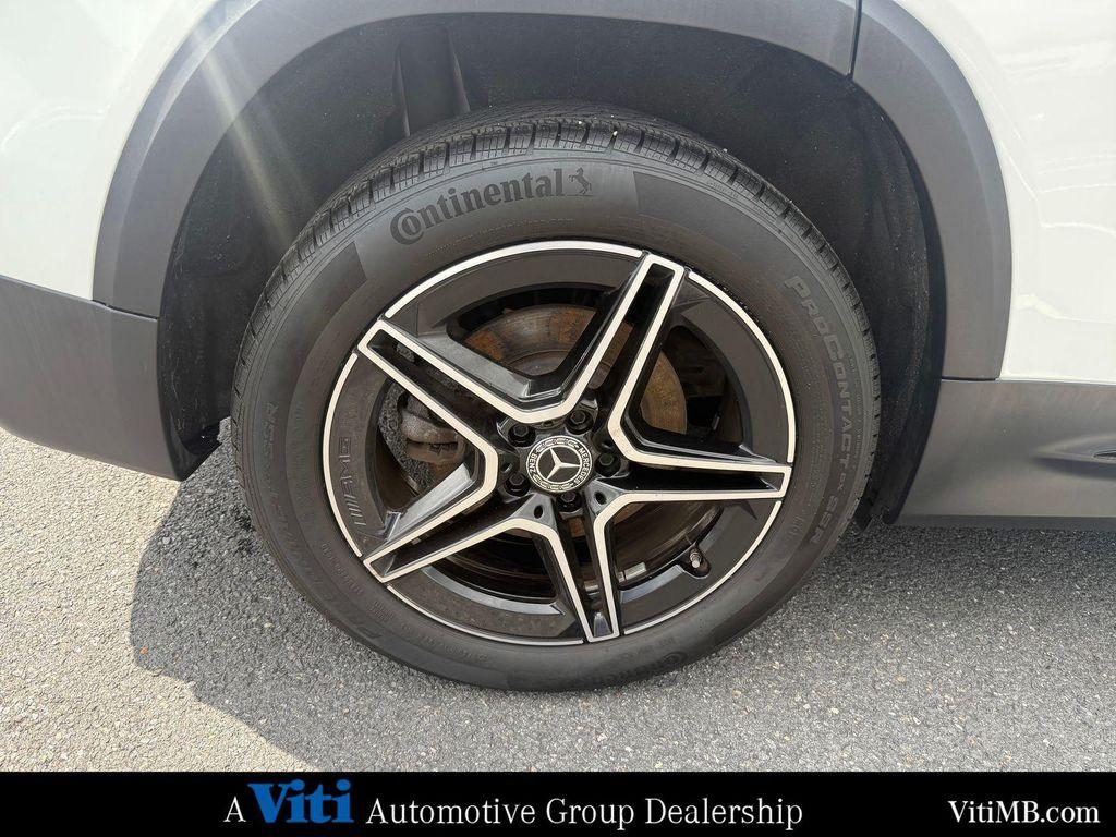 used 2022 Mercedes-Benz GLB 250 car, priced at $34,341