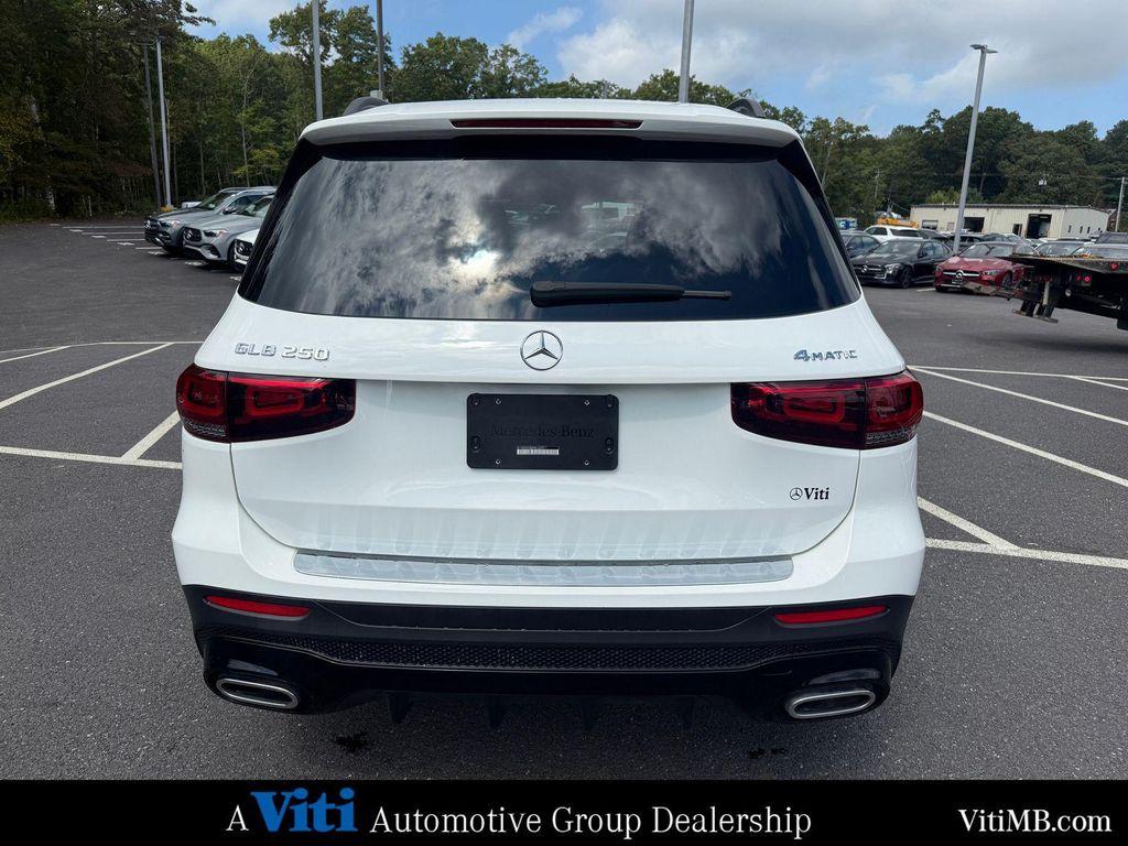 used 2022 Mercedes-Benz GLB 250 car, priced at $34,341