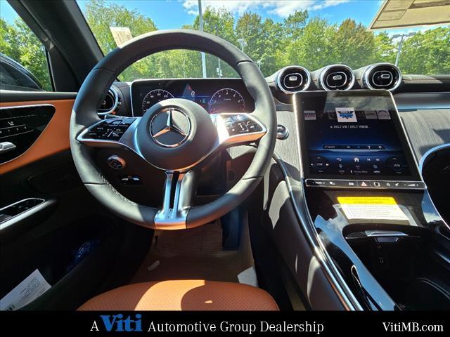 new 2025 Mercedes-Benz GLC 300 car
