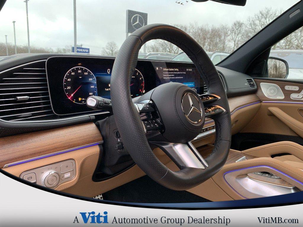 used 2025 Mercedes-Benz GLS 580 car, priced at $107,988