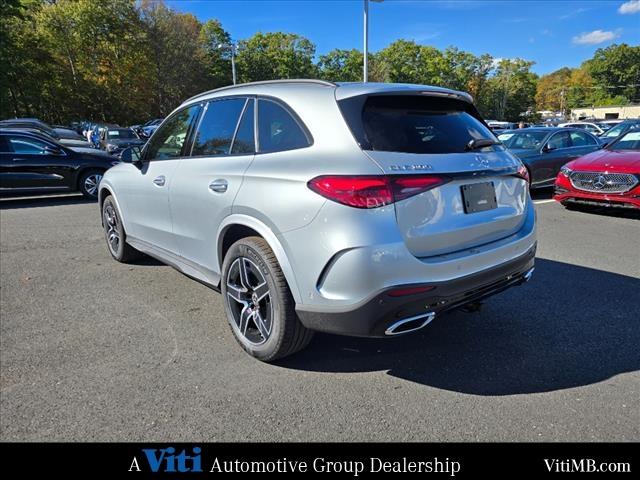 new 2025 Mercedes-Benz GLC 300 car, priced at $61,350