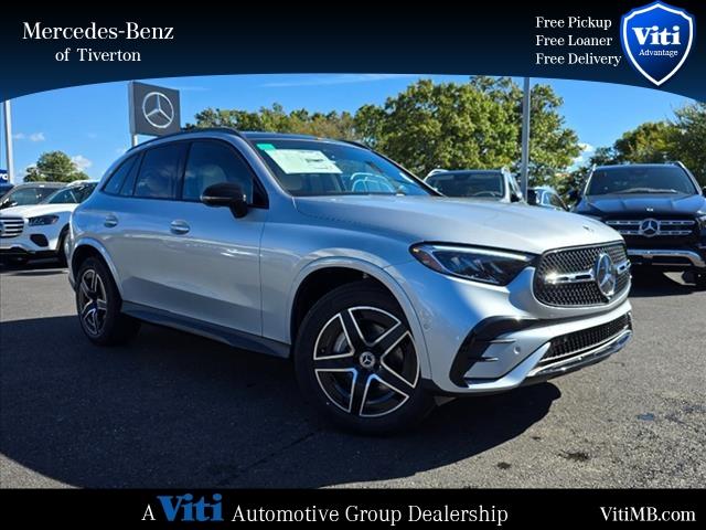 new 2025 Mercedes-Benz GLC 300 car, priced at $61,350