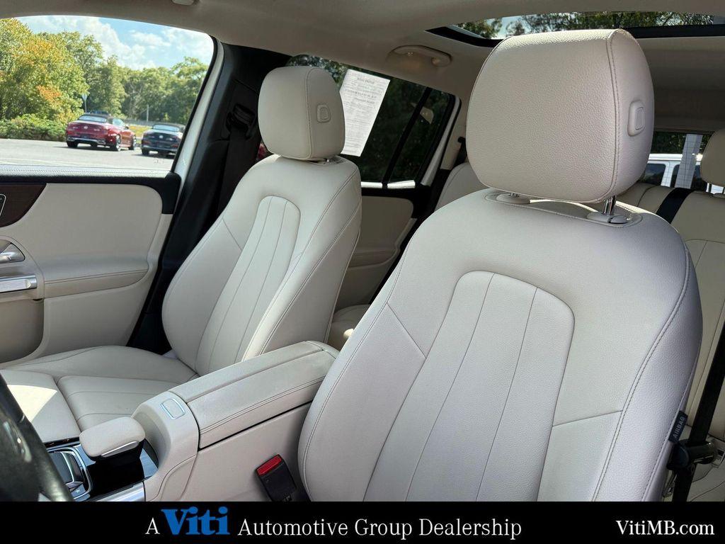 used 2020 Mercedes-Benz GLB 250 car, priced at $23,988