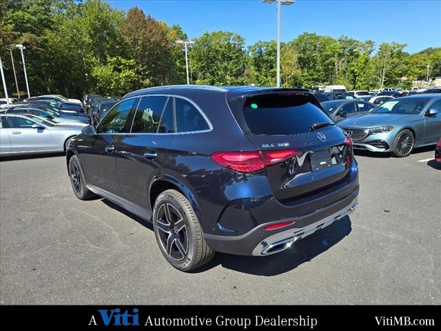 new 2024 Mercedes-Benz GLC 300 car, priced at $60,095