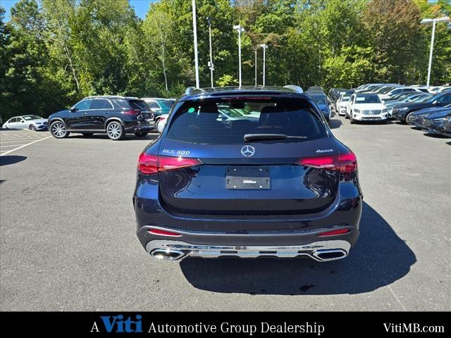 new 2024 Mercedes-Benz GLC 300 car, priced at $60,095