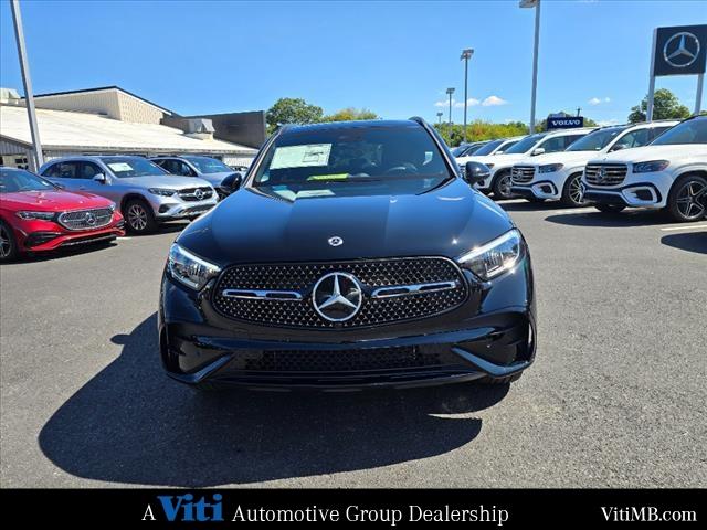 new 2025 Mercedes-Benz GLC 300 car, priced at $58,110