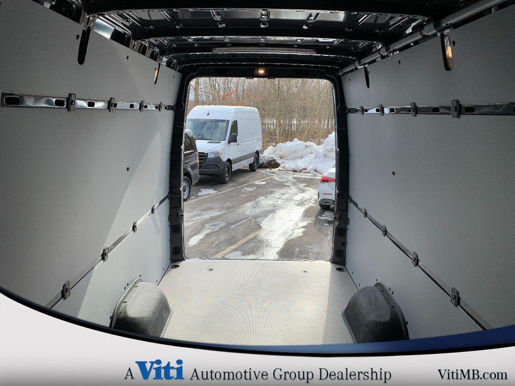 used 2024 Mercedes-Benz Sprinter 2500 car