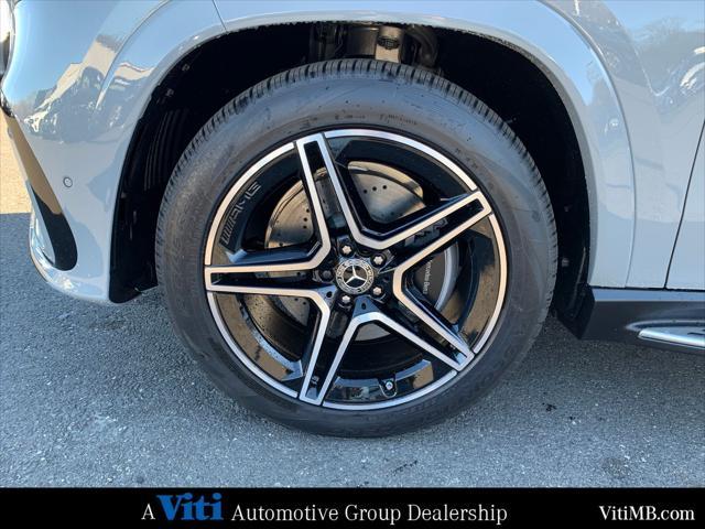 new 2025 Mercedes-Benz GLS 450 car, priced at $98,290