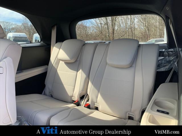 new 2025 Mercedes-Benz GLS 450 car, priced at $103,380