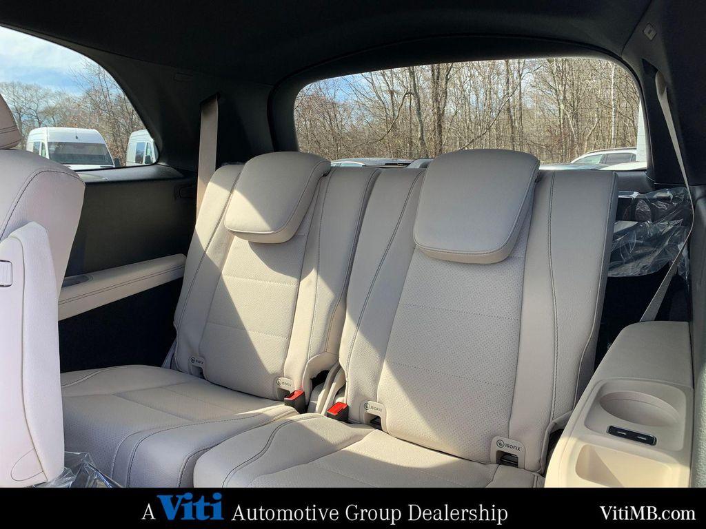 new 2025 Mercedes-Benz GLS 450 car, priced at $103,380