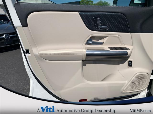 used 2025 Mercedes-Benz GLA 250 car, priced at $42,275