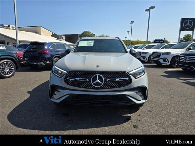 new 2025 Mercedes-Benz GLC 300 car, priced at $59,635