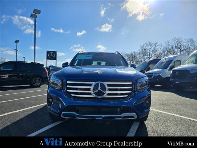 new 2024 Mercedes-Benz GLB 250 car