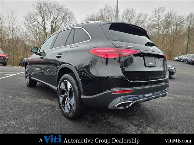 new 2024 Mercedes-Benz GLC 300 car, priced at $53,615