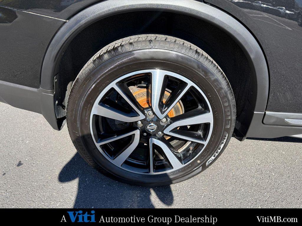 used 2020 Nissan Rogue car, priced at $18,988