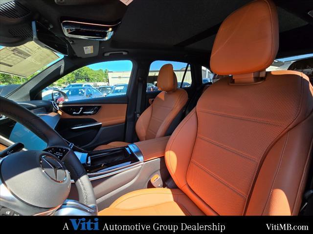 new 2025 Mercedes-Benz GLC 300 car