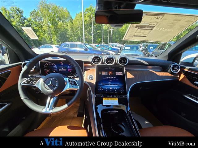 new 2025 Mercedes-Benz GLC 300 car