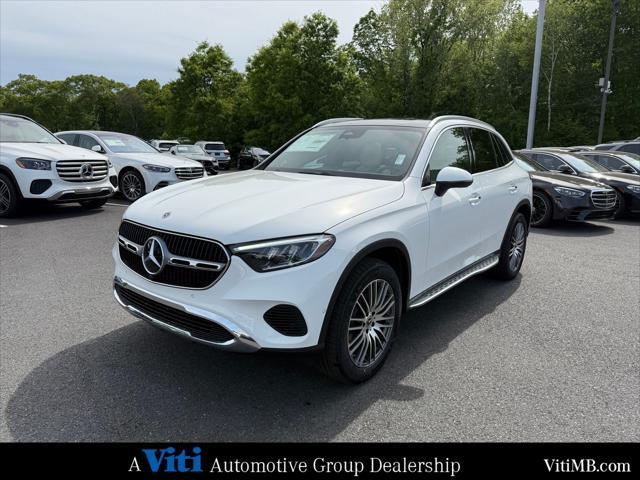 new 2025 Mercedes-Benz GLC 300 car, priced at $56,450