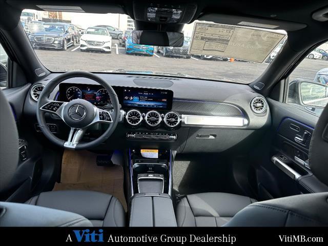 new 2024 Mercedes-Benz GLB 250 car
