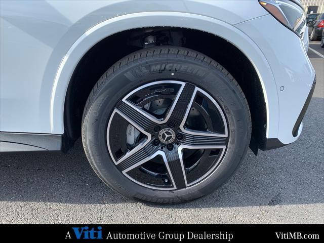 new 2025 Mercedes-Benz GLC 300 car, priced at $60,035