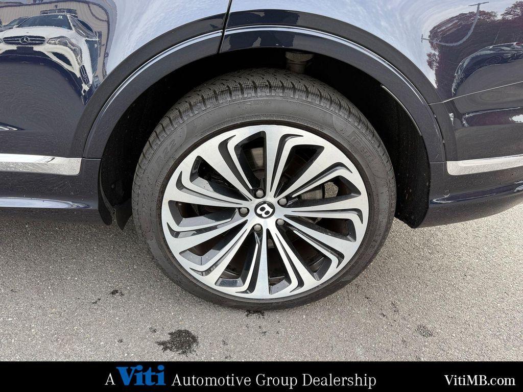 used 2021 Bentley Bentayga car, priced at $114,988