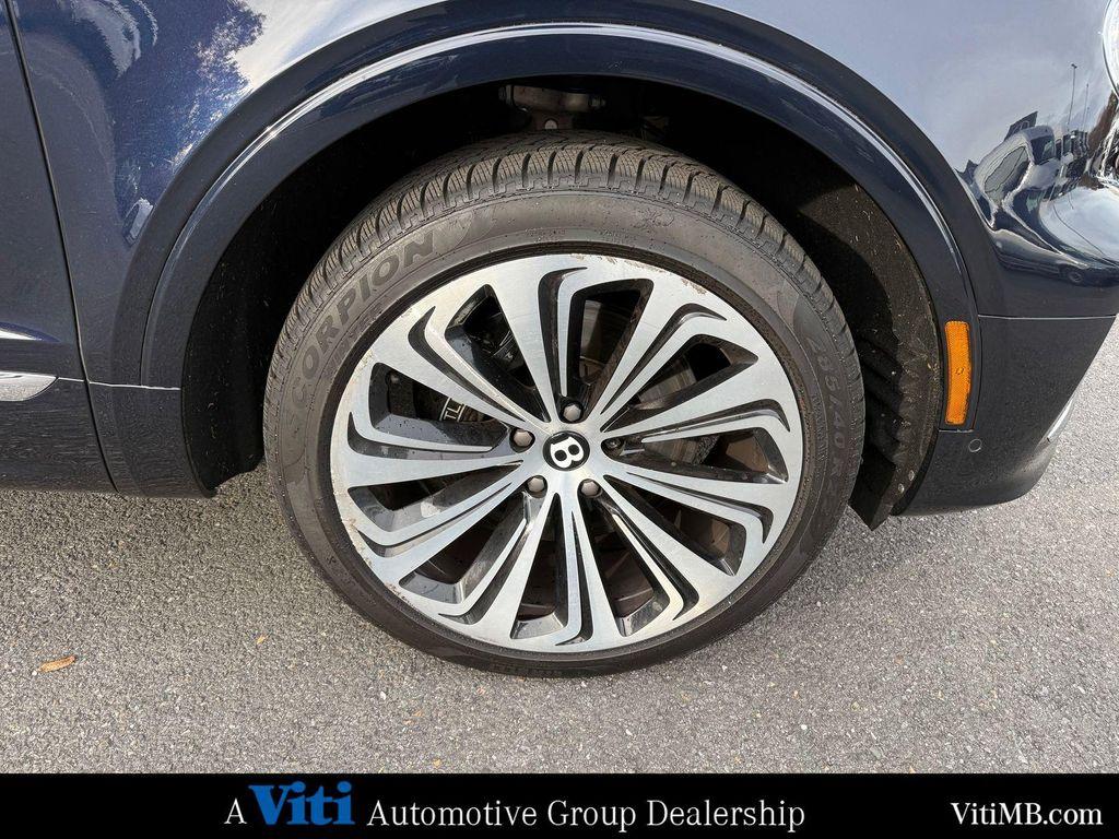 used 2021 Bentley Bentayga car, priced at $114,988