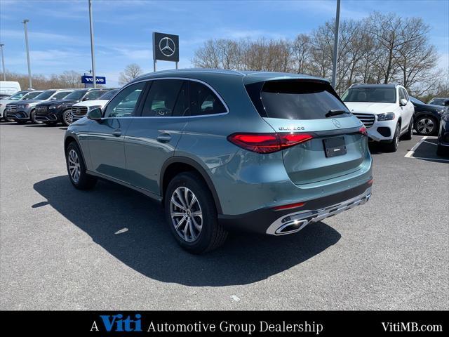 new 2025 Mercedes-Benz GLC 300 car, priced at $57,550