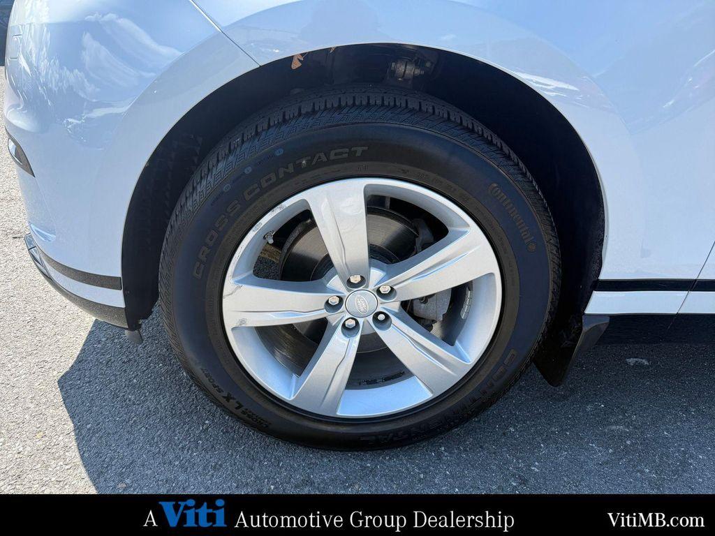 used 2018 Land Rover Range Rover Velar car, priced at $25,988