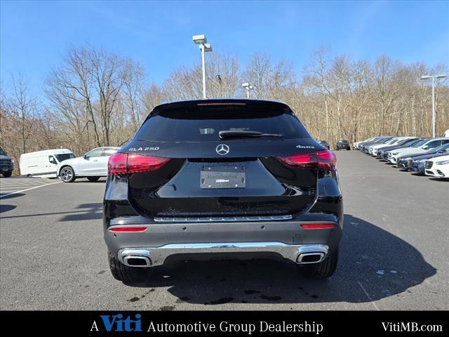 new 2024 Mercedes-Benz GLA 250 car