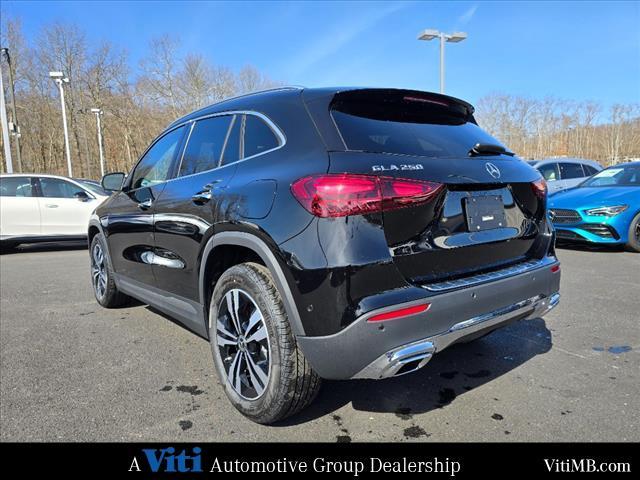new 2024 Mercedes-Benz GLA 250 car